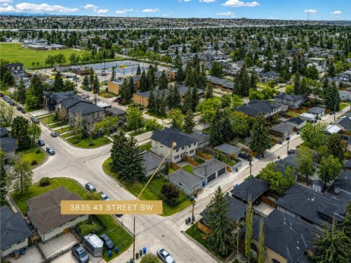 3538 43 Street Sw, Calgary, AB - Outdoor With View