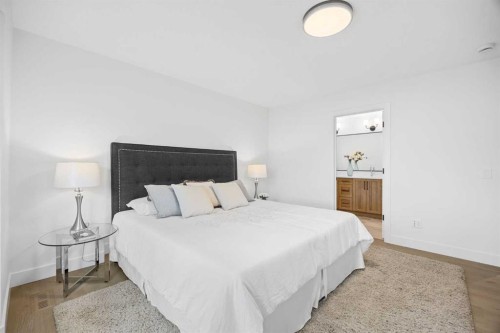 60 Strathcona Road Sw, Calgary, AB 
