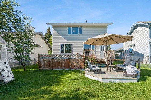 52 West Edge Road, Cochrane, AB - Outdoor