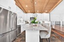 2623 Glenmount Drive Sw, Calgary, AB  - Indoor Photo Showing Kitchen With Stainless Steel Kitchen With Upgraded Kitchen 