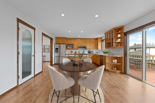 410 Long Beach Landing, Chestermere, AB - Indoor Photo Showing Dining Room