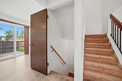 5608 Rundlehorn Drive Ne, Calgary, AB 