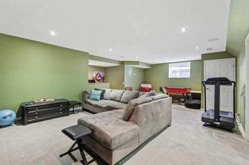 716 Boulder Creek Drive Se, Langdon, AB - Indoor