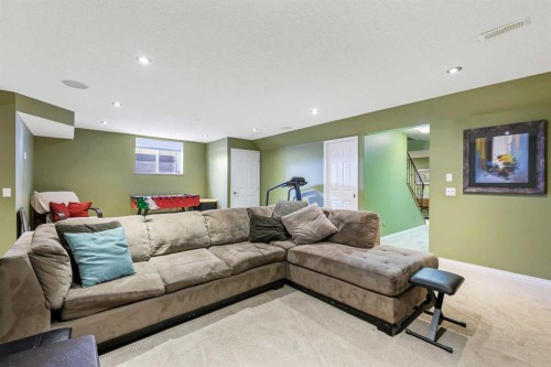 716 Boulder Creek Drive Se, Langdon, AB - Indoor