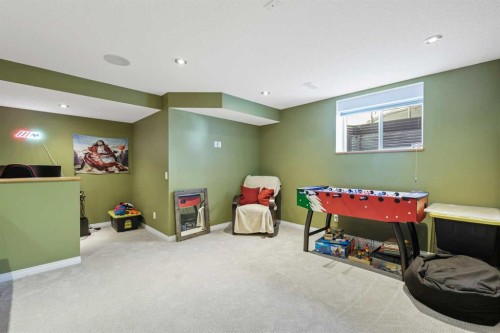 716 Boulder Creek Drive Se, Langdon, AB - Indoor Photo Showing Other Room