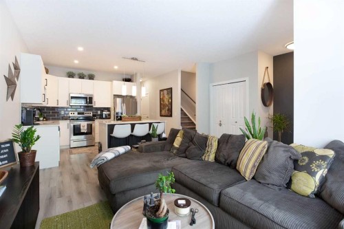 561 Canals Crossing Sw, Airdrie, AB - Indoor Photo Showing Living Room