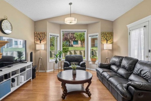 120 Scimitar Heath Nw, Calgary, AB 