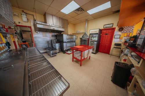 3930 32 Street Ne, Calgary, AB 