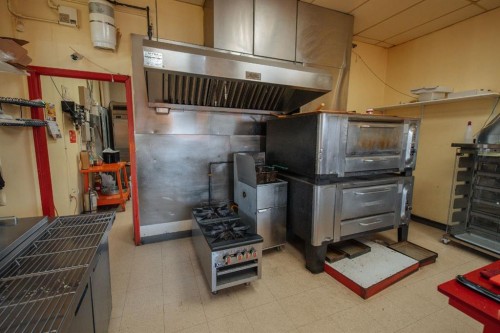 3930 32 Street Ne, Calgary, AB 