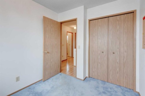 232 Erin Woods Drive Se, Calgary, AB 