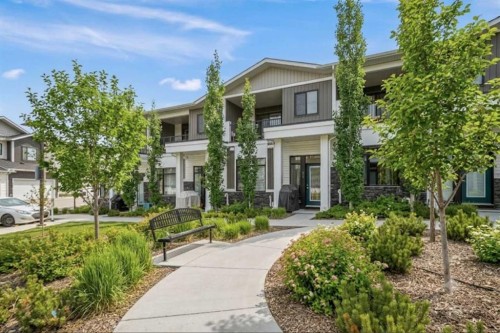 210 Crestbrook Common Sw, Calgary, AB 