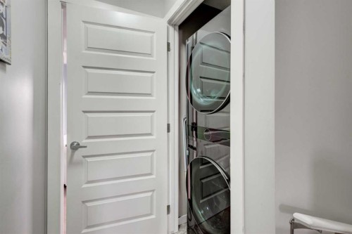 532 Mckenzie Towne Close Se, Calgary, AB 