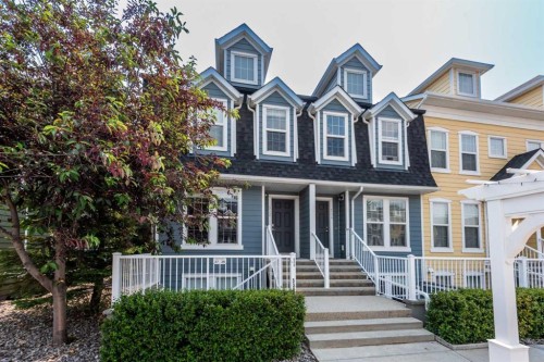 532 Mckenzie Towne Close Se, Calgary, AB 