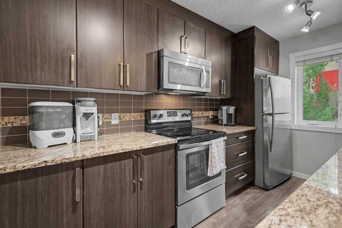 532 Mckenzie Towne Close Se, Calgary, AB 