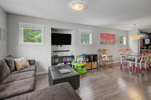 532 Mckenzie Towne Close Se, Calgary, AB 