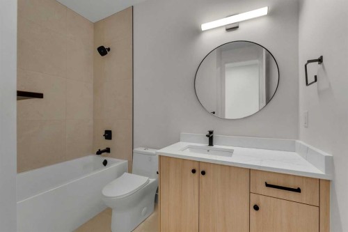 99 South Shore Road, Chestermere, AB - Indoor Photo Showing Bathroom