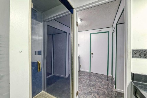3523 48 Street Ne, Calgary, AB -  Photo Showing Other Room
