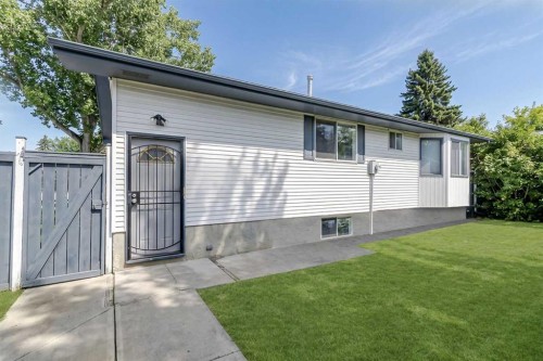 3523 48 Street Ne, Calgary, AB - Outdoor With Exterior
