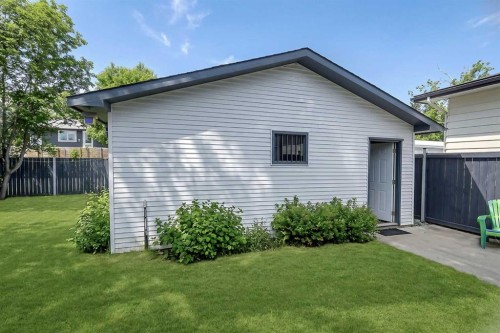 3523 48 Street Ne, Calgary, AB - Outdoor With Exterior