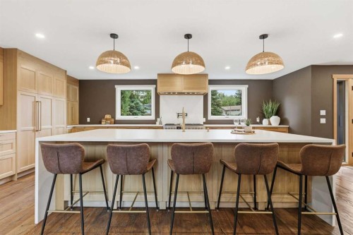 349 Capri Avenue Nw, Calgary, AB 