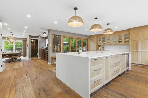 349 Capri Avenue Nw, Calgary, AB 
