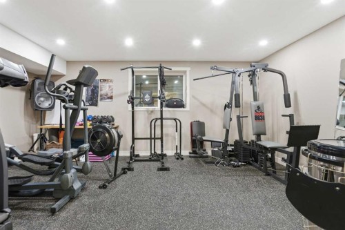 349 Capri Avenue Nw, Calgary, AB 