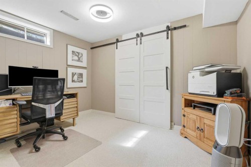 349 Capri Avenue Nw, Calgary, AB 