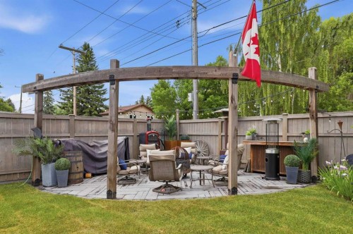 349 Capri Avenue Nw, Calgary, AB 