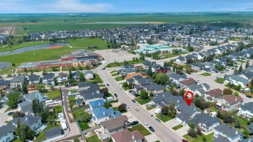 133 Oakmere Point, Chestermere, AB 