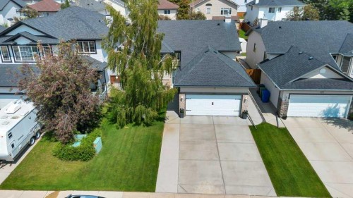 133 Oakmere Point, Chestermere, AB 