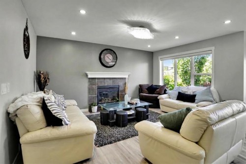 91 Copperstone Gate Se, Calgary, AB 