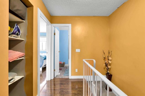 802-919 38 Street Ne, Calgary, AB - Indoor Photo Showing Other Room