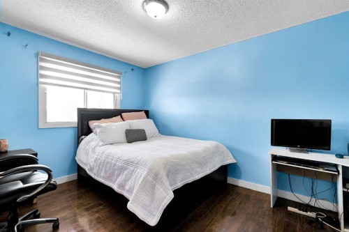 802-919 38 Street Ne, Calgary, AB - Indoor Photo Showing Bedroom