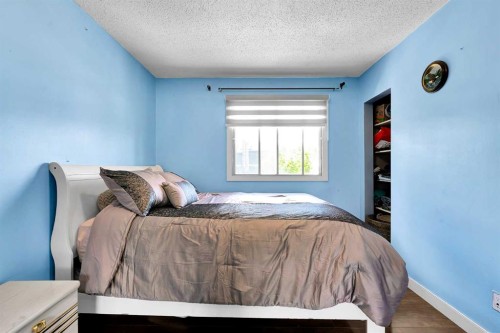 802-919 38 Street Ne, Calgary, AB - Indoor Photo Showing Bedroom