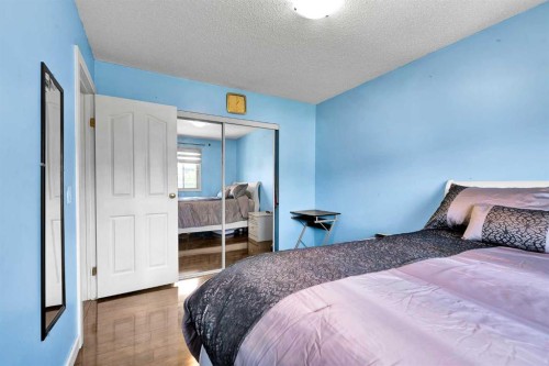 802-919 38 Street Ne, Calgary, AB - Indoor Photo Showing Bedroom