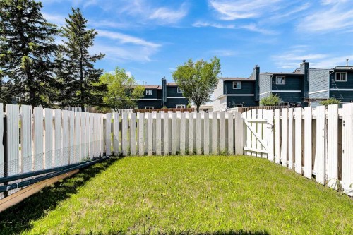 802-919 38 Street Ne, Calgary, AB - Outdoor