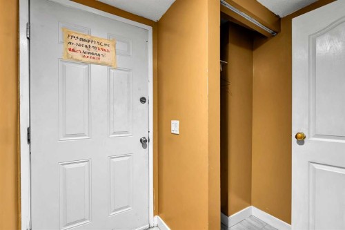 802-919 38 Street Ne, Calgary, AB - Indoor Photo Showing Other Room
