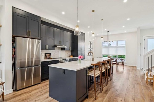 1329 Regal Crescent Ne, Calgary, AB 