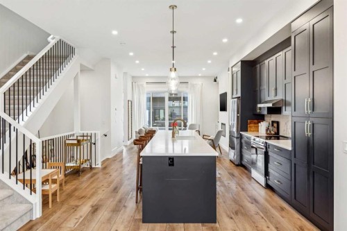 1329 Regal Crescent Ne, Calgary, AB 