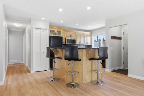 312 Penworth Way Se, Calgary, AB 