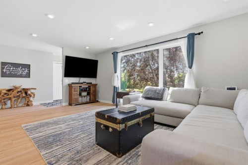 312 Penworth Way Se, Calgary, AB 