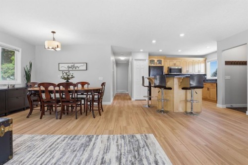 312 Penworth Way Se, Calgary, AB 