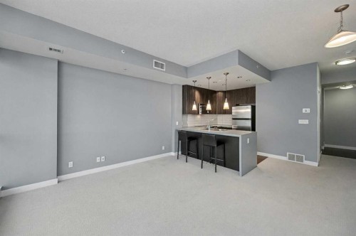 609-788 12 Avenue Sw, Calgary, AB - Indoor Photo Showing Kitchen