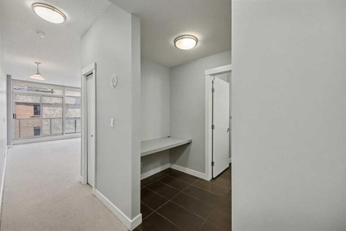 609-788 12 Avenue Sw, Calgary, AB - Indoor Photo Showing Other Room