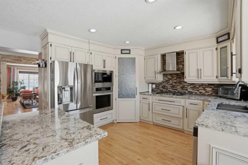 5221 Coral Shores Drive Ne, Calgary, AB 