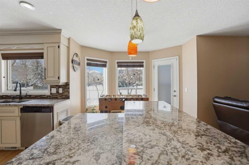 5221 Coral Shores Drive Ne, Calgary, AB 