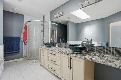 5221 Coral Shores Drive Ne, Calgary, AB 