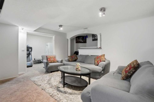 5221 Coral Shores Drive Ne, Calgary, AB 
