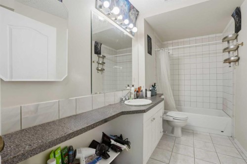 5221 Coral Shores Drive Ne, Calgary, AB 