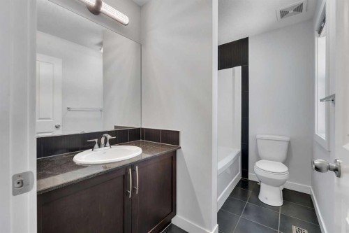 113 Sage Bank Crescent Nw, Calgary, AB 